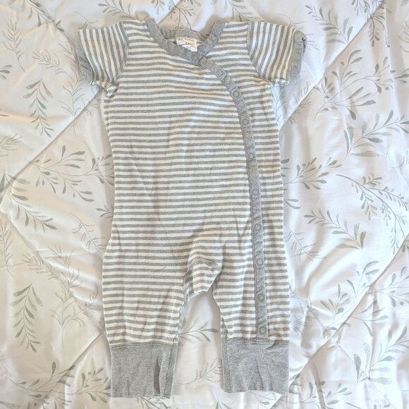 Hanna Anderson grey and white one piece size 6-12 months (70 cm) - Picture 1 of 3